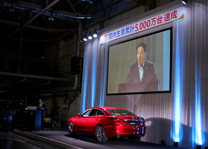 マツダの生産台数が累計5000万台突破 0万台体制へ投資 日本経済新聞