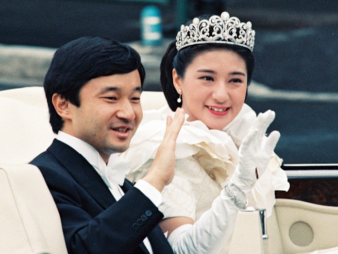 皇太子ご夫妻 結婚25周年 写真で振り返る歩み 日本経済新聞 皇太子ご夫妻 結婚25周年 写真で振り返る歩み 日本経済新聞