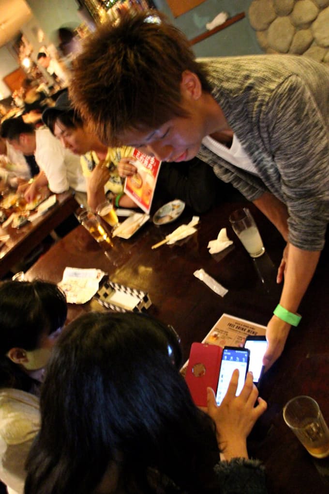 宮コン 100回目の出会い 宇都宮の街に若者集う 日本経済新聞