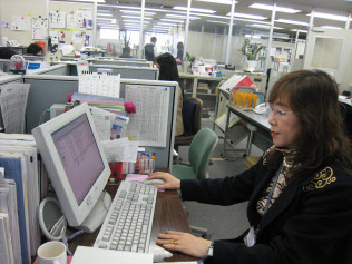 ポーラは定年後の再雇用制度の年齢制限を撤廃する(東京都品川区のポーラ本社) ポーラは定年後の再雇用制度の年齢制限を撤廃する(東京都品川区のポーラ本社)