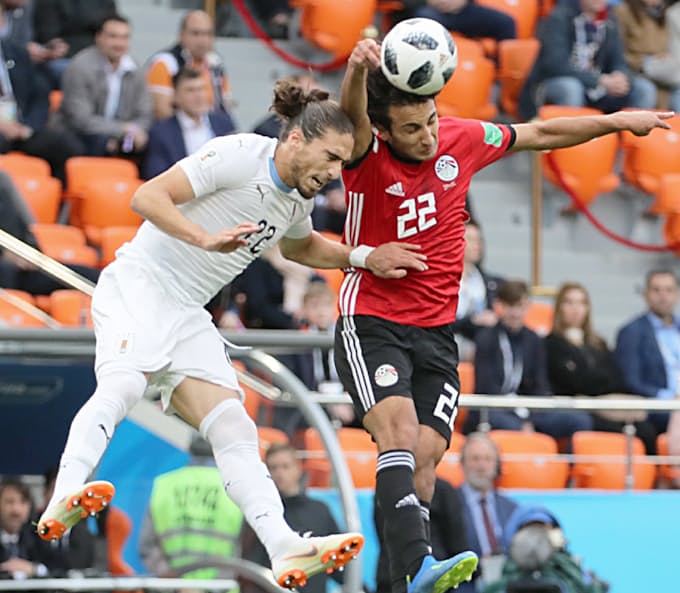 古豪の意地 ウルグアイ エジプトに競り勝つ 日本経済新聞