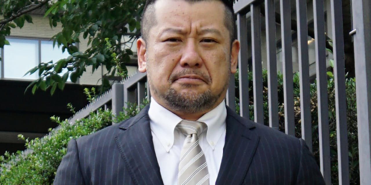 ケンドーコバヤシ 読書好きの原点は 呪われたお堂 Nikkei Style ケンドーコバヤシ 読書好きの原点は 呪われたお堂 Nikkei Style