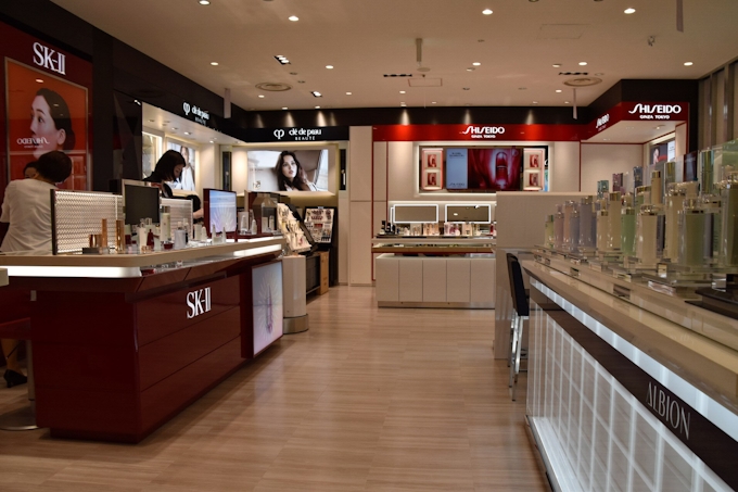 大丸札幌店 化粧品売り場拡充 訪日客へ免税も便利に 日本経済新聞