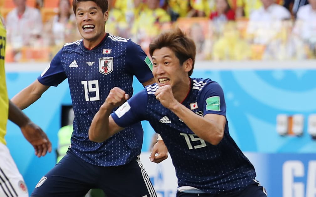 日本が大勝利 初戦でコロンビア下す 写真 日本経済新聞 日本が大勝利 初戦でコロンビア下す 写真 日本経済新聞