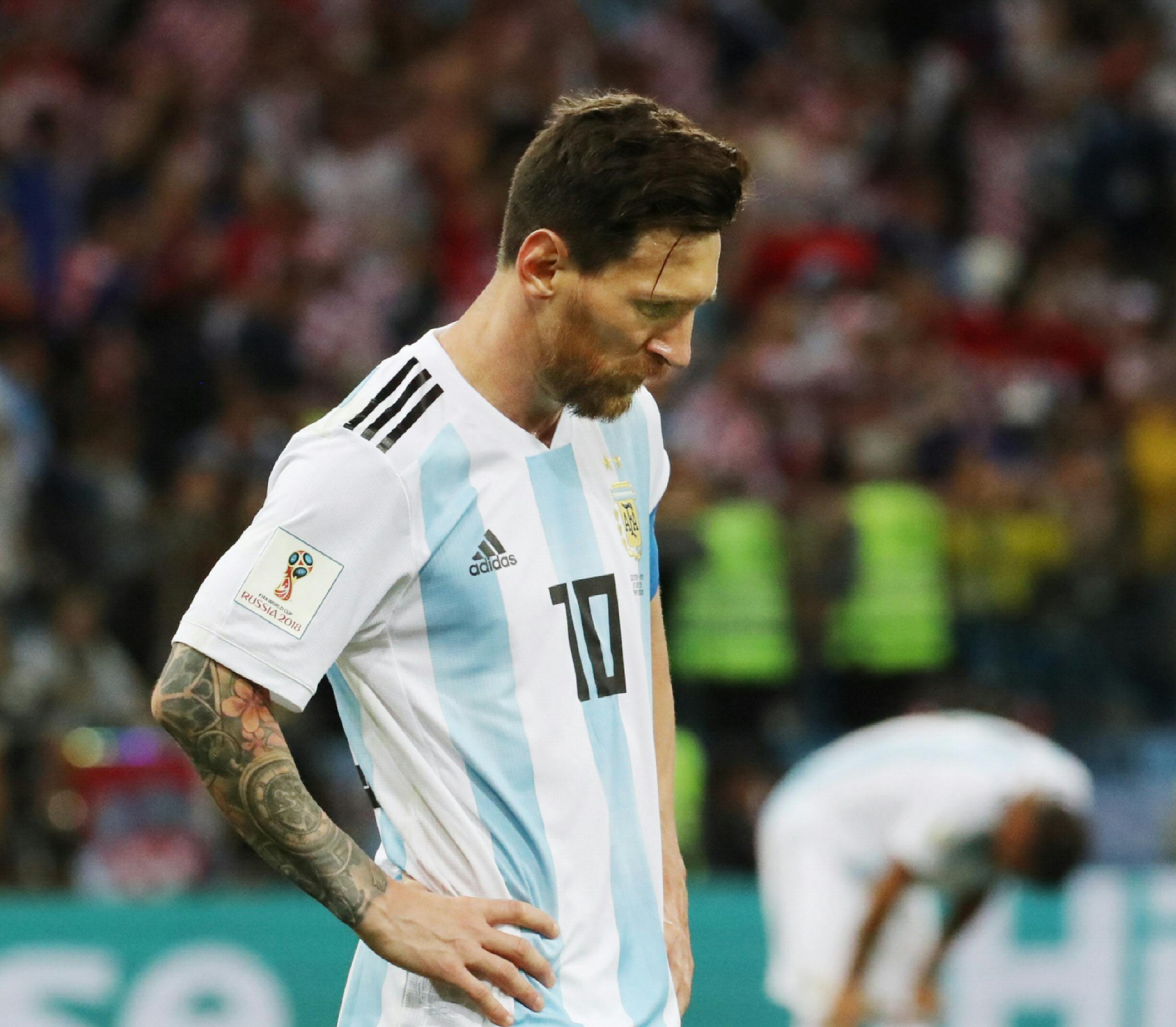 アルゼンチン クロアチアに敗れる メッシ不発 写真 日本経済新聞 アルゼンチン クロアチアに敗れる メッシ不発 写真 日本経済新聞