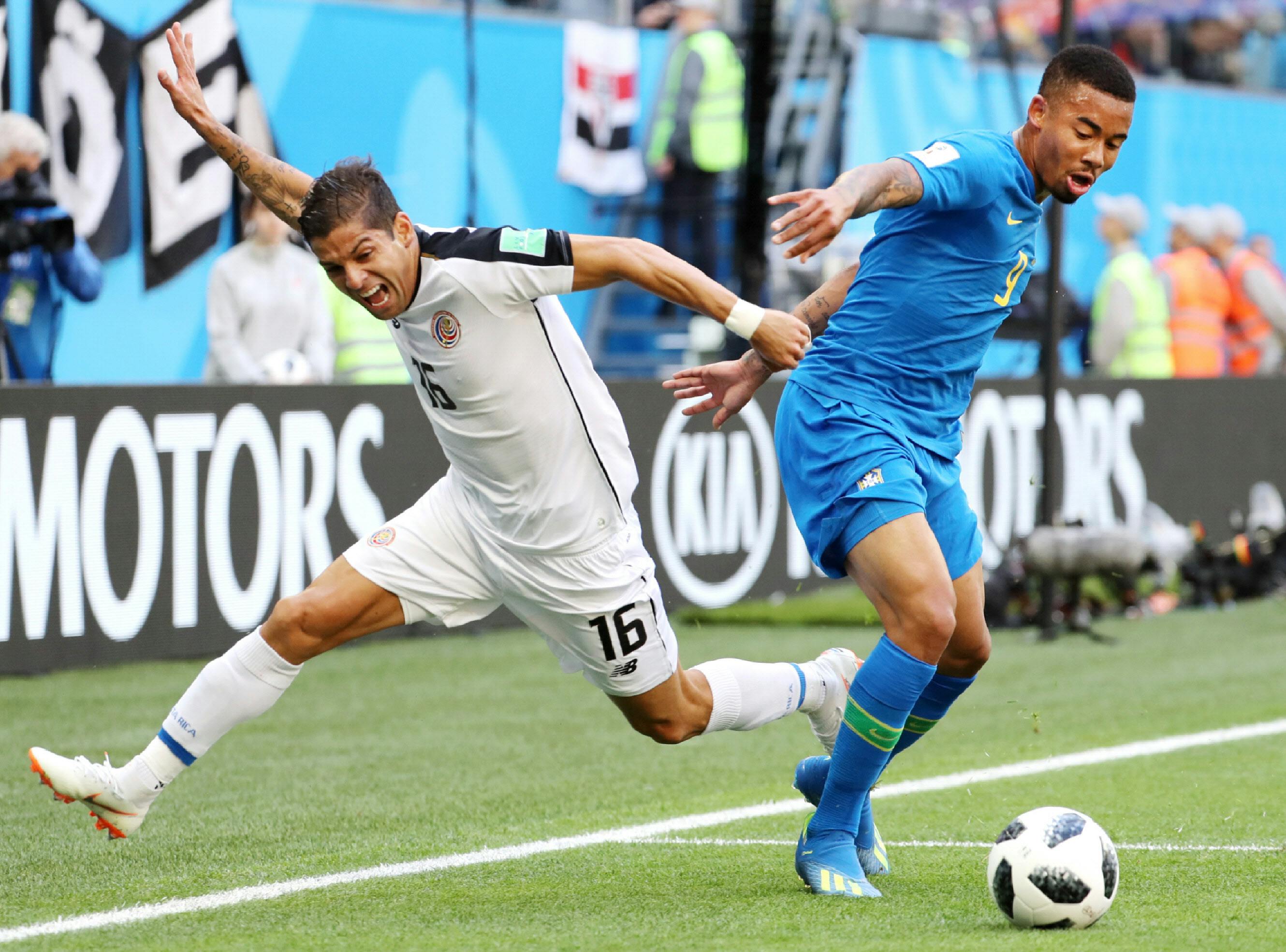 ブラジル 激戦制す コスタリカを下す 写真 日本経済新聞 ブラジル 激戦制す コスタリカを下す 写真 日本経済新聞