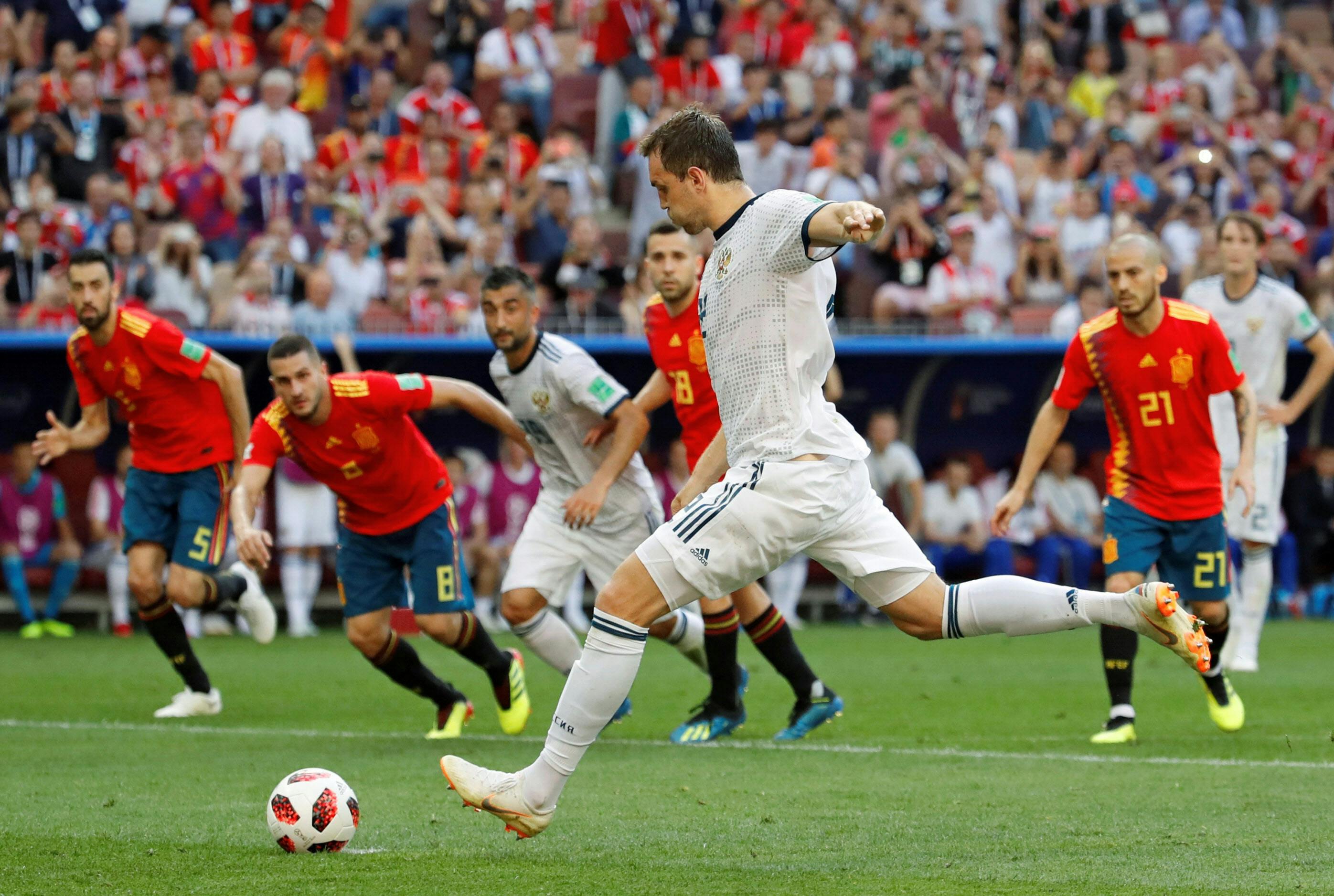 ロシアがスペインを破る Pk戦制す 写真 日本経済新聞 ロシアがスペインを破る Pk戦制す 写真 日本経済新聞