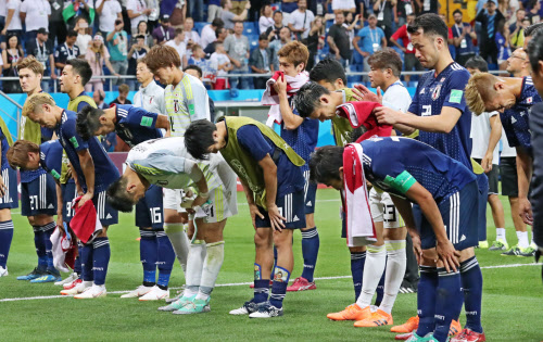 サッカー日本 W杯8強入りへ足りなかったもの 日本経済新聞