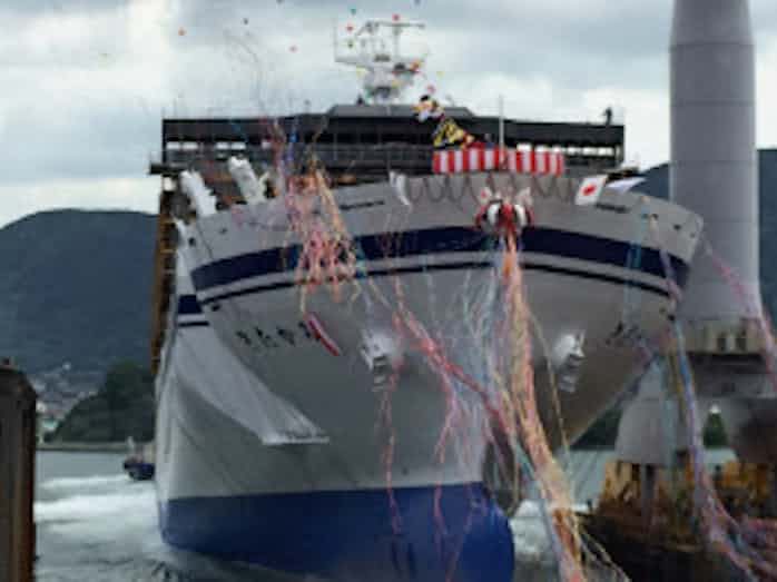 不況造船に 神風 ドライバー不足でフェリー特需 日本経済新聞