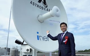 「アンテナは衛星と地上をつなぐ唯一の手綱」と岡田CEOは話す