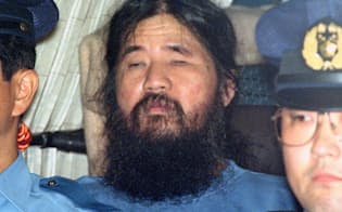 1995年9月、移送される松本智津夫死刑囚（警視庁）=共同