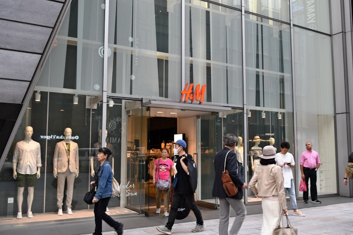H M 銀座店を16日閉店 手狭 賃料重荷に 日本経済新聞 H M 銀座店を16日閉店 手狭 賃料重荷に 日本経済新聞