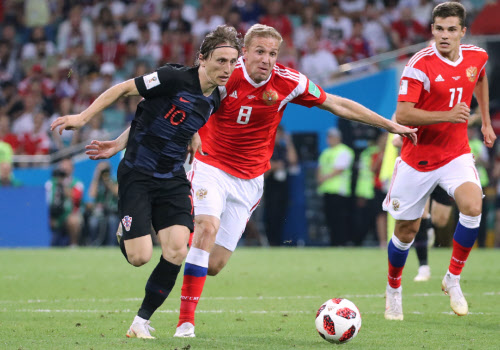 クロアチア Pk戦制しロシア退ける サッカーw杯 日本経済新聞