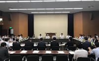 働き方改革法の成立を受け、制度の詳細を詰める議論が始まった（東京都港区）