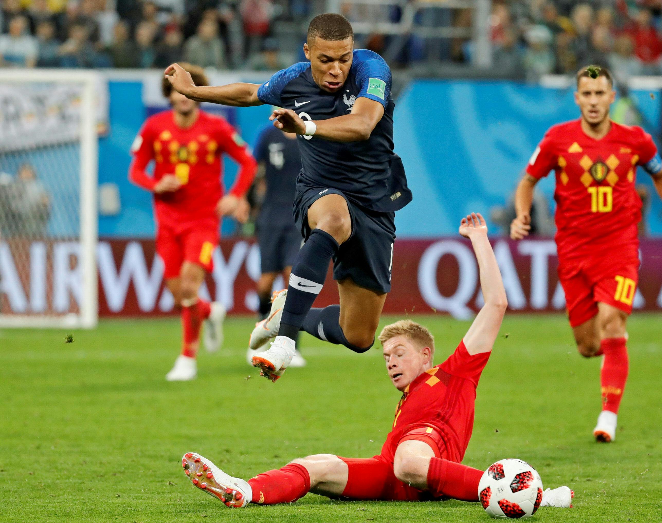 フランス 決勝進出 ベルギーを破る 写真 日本経済新聞 フランス 決勝進出 ベルギーを破る 写真 日本経済新聞
