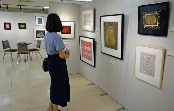 名古屋三越栄店が現代アート展 6480万円の絵画も 日本経済新聞