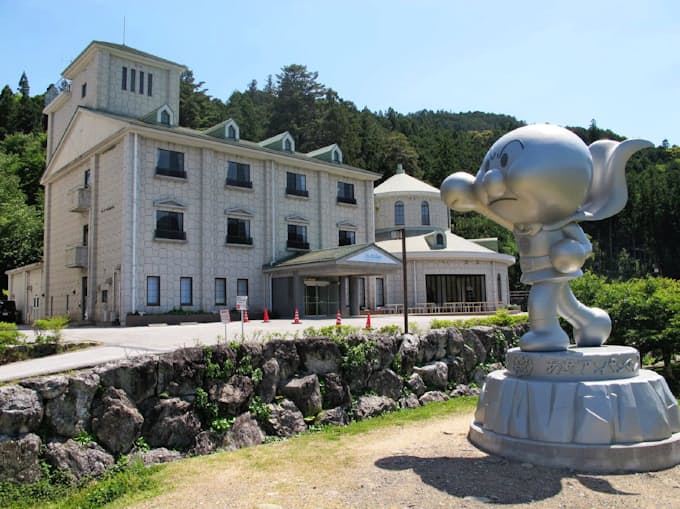 アンパンマンのホテル 高知 香美に開業 日本経済新聞