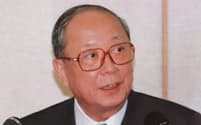 松下康雄氏（1997年）