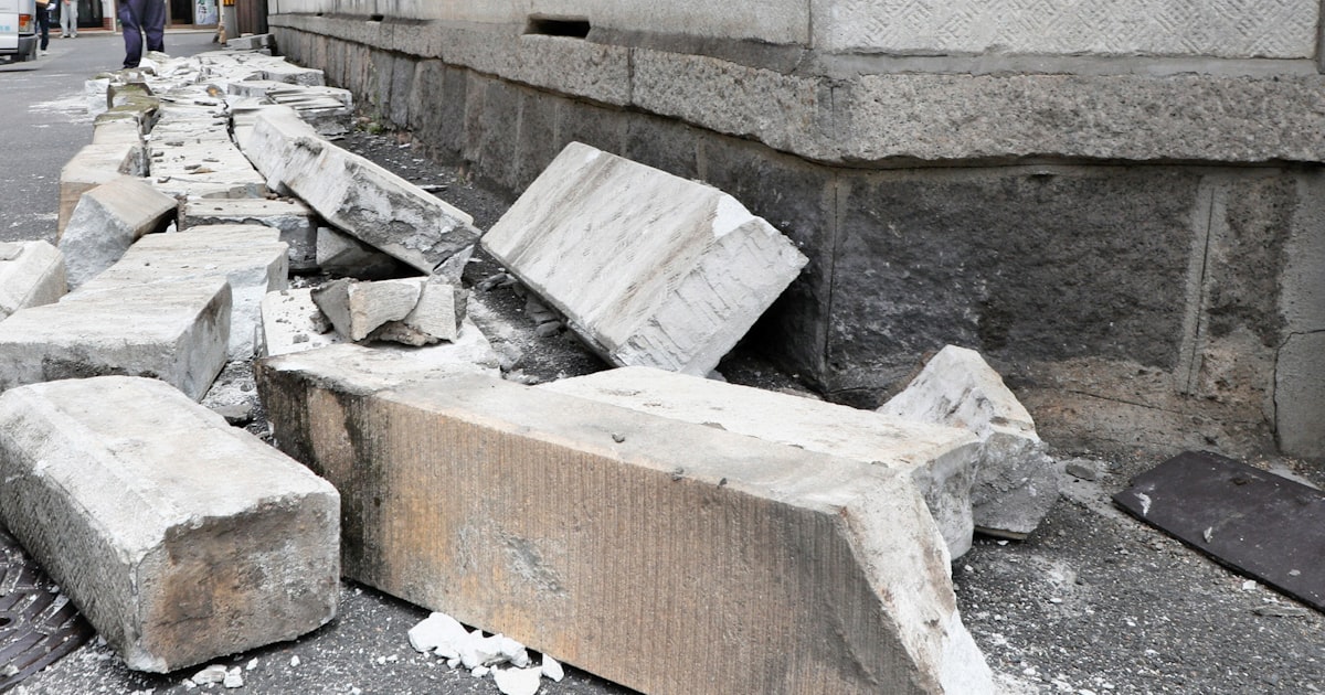 ブロック塀「手抜き工事」横行か 施工トラブル相次ぐ - 日本経済新聞