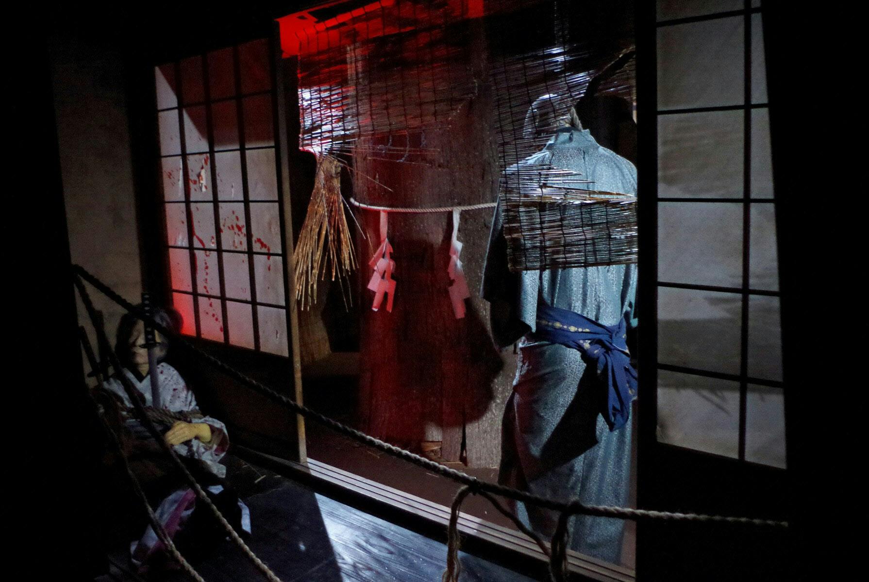 人斬り侍 外国人が悲鳴 お化け屋敷でニッポン堪能 Nikkei Style 人斬り侍 外国人が悲鳴 お化け屋敷でニッポン堪能 Nikkei Style