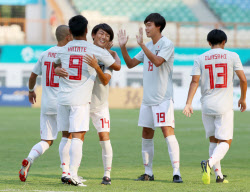 サッカー日本 男子2連勝で決勝tへ アジア大会 日本経済新聞