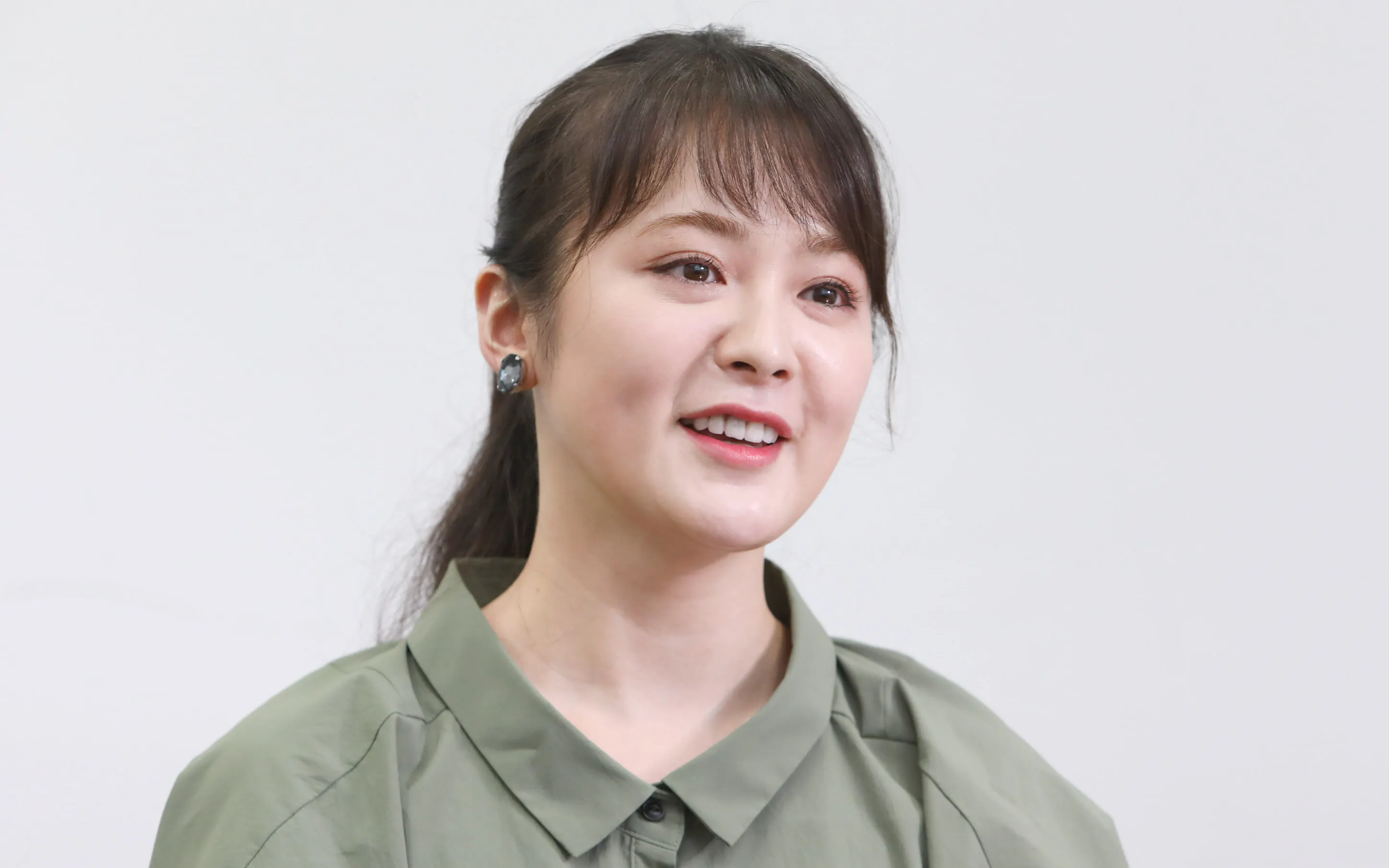 女優 貫地谷しほりさん 両親からの愛 誇れる長所 Nikkei Style 女優 貫地谷しほりさん 両親からの愛 誇れる長所 Nikkei Style