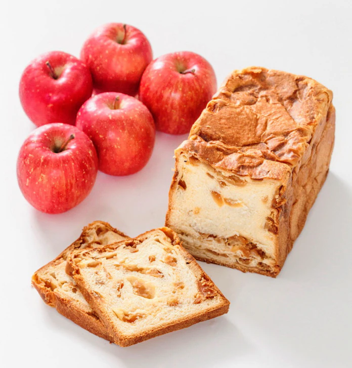 リンゴ5個以上入った食パン 青森の企業が発売 日本経済新聞 リンゴ5個以上入った食パン 青森の企業が発売 日本経済新聞