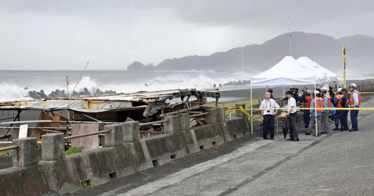 不明静岡大生の遺体発見 4キロ離れた海岸で 日本経済新聞