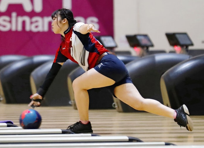 ボウリング女子 石本が金メダル アジア大会 日本経済新聞 ボウリング女子 石本が金メダル アジア大会 日本経済新聞