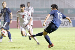 サッカー日本男子 Uae退け決勝へ アジア大会 日本経済新聞