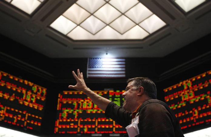 日経平均先物 シカゴ市場で急落 2万円下回る 日本経済新聞