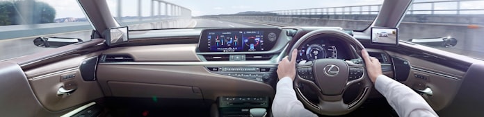 トヨタがサイドミラーレス車 量産車で世界初 日本経済新聞 トヨタがサイドミラーレス車 量産車で世界初 日本経済新聞