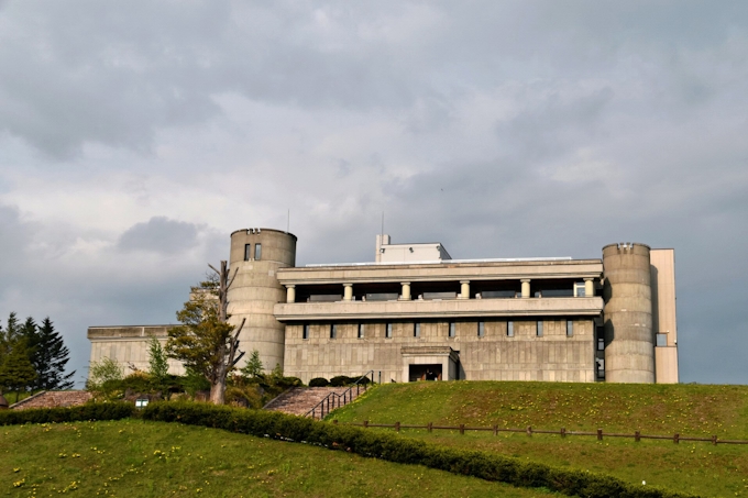 北海道池田町 ワイン城 を大規模改修 日本経済新聞