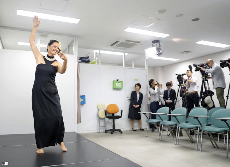 フラダンスに著作権あり ハワイの指導者勝訴 大阪 日本経済新聞