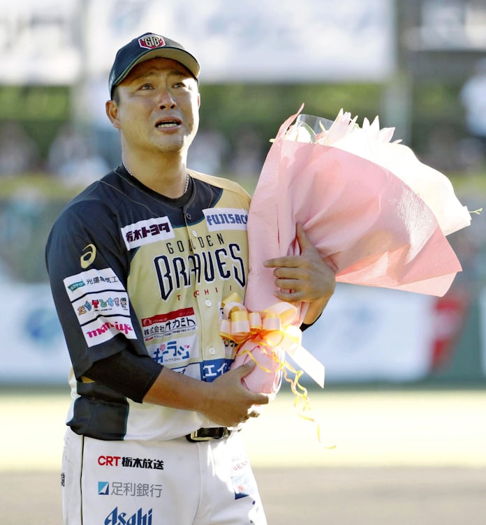 志半ばで引退の村田 球界は救えなかったか 日本経済新聞 志半ばで引退の村田 球界は救えなかったか 日本経済新聞