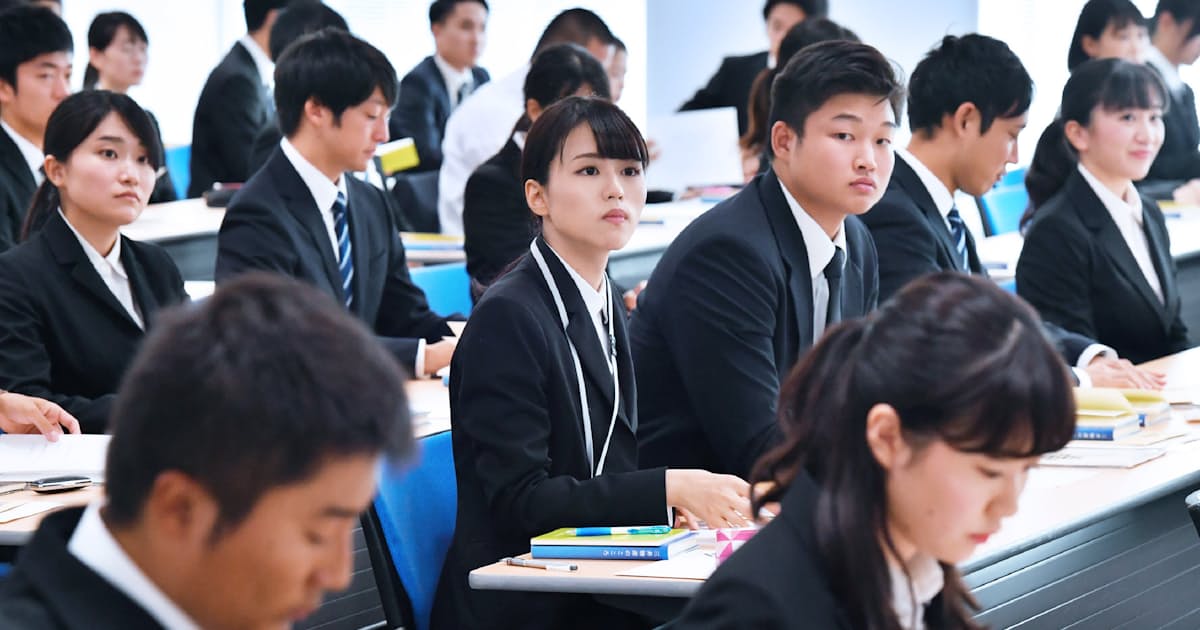 就活 崩れる 10月1日内定式 メルカリは入社日 日本経済新聞
