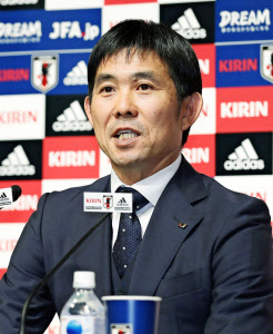 大迫 長友ら欧州組と若手融合 サッカー日本代表を発表 日本経済新聞