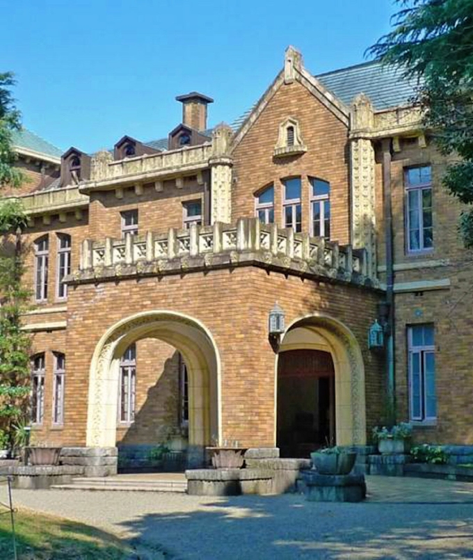 旧前田家洋館 会議にいかが 27日改装オープン 日本経済新聞