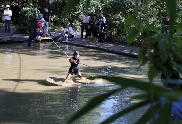 手裏剣 水グモ 忍者になりきれる体験施設10選 Nikkei Style 手裏剣 水グモ 忍者になりきれる体験施設10選 Nikkei Style