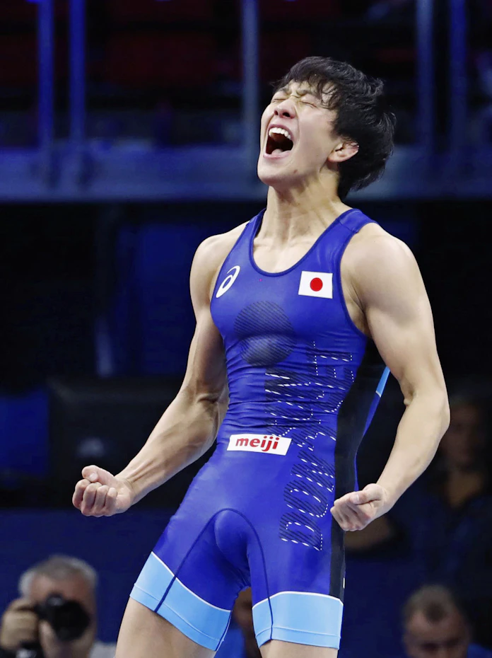 19歳の乙黒拓 65キロ級決勝進出 レスリング世界選手権 日本経済新聞 19歳の乙黒拓 65キロ級決勝進出 レスリング世界選手権 日本経済新聞