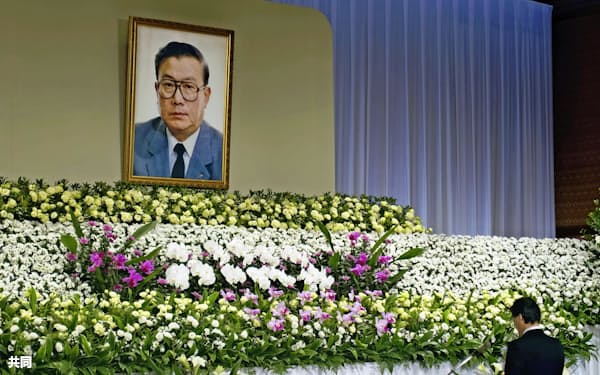 伊藤次郎左衛門 のニュース一覧 日本経済新聞