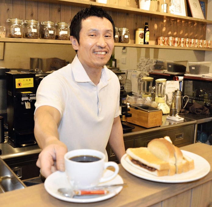 小倉トースト受け継ぐ店 変化しながら守る憩い 日本経済新聞 小倉トースト受け継ぐ店 変化しながら守る憩い 日本経済新聞