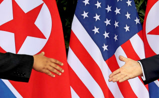 トランプ米大統領は金正恩委員長との2回目の会談に意欲を示す=ロイター トランプ米大統領は金正恩委員長との2回目の会談に意欲を示す=ロイター
