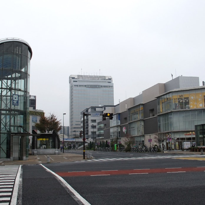 つくば駅周辺 再生は死活問題 日本経済新聞 つくば駅周辺 再生は死活問題 日本経済新聞