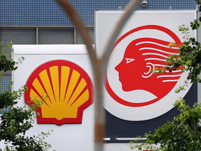 最高益 ぶり企業 次々 出光興産は39年ぶり 日本経済新聞 最高益 ぶり企業 次々 出光興産は39年ぶり 日本経済新聞