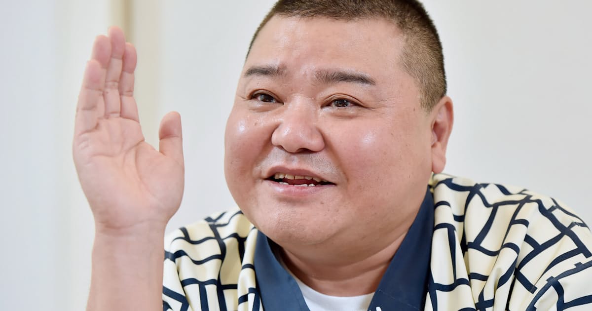 座員一丸 爆笑にトライ 川畑泰史さん もっと関西 日本経済新聞 座員一丸 爆笑にトライ 川畑泰史さん もっと関西 日本経済新聞