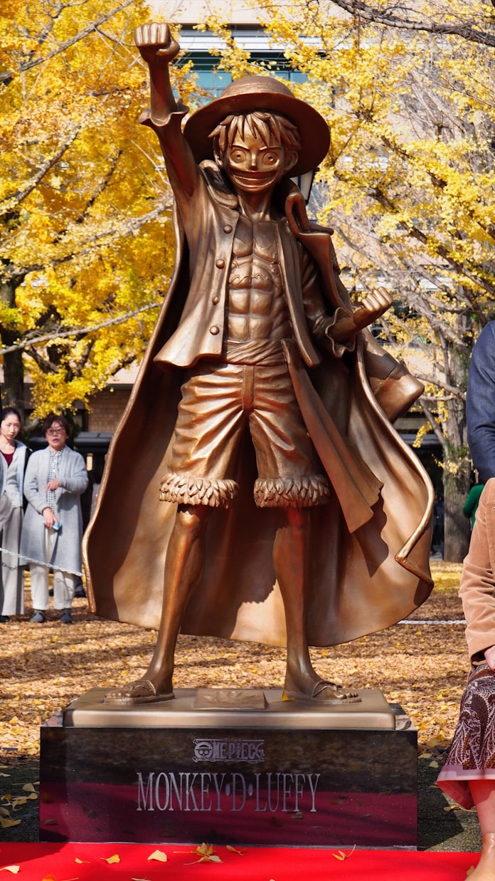 One Piece のルフィ像お目見え 熊本県庁前で除幕式 日本経済新聞 One Piece のルフィ像お目見え 熊本県庁前で除幕式 日本経済新聞