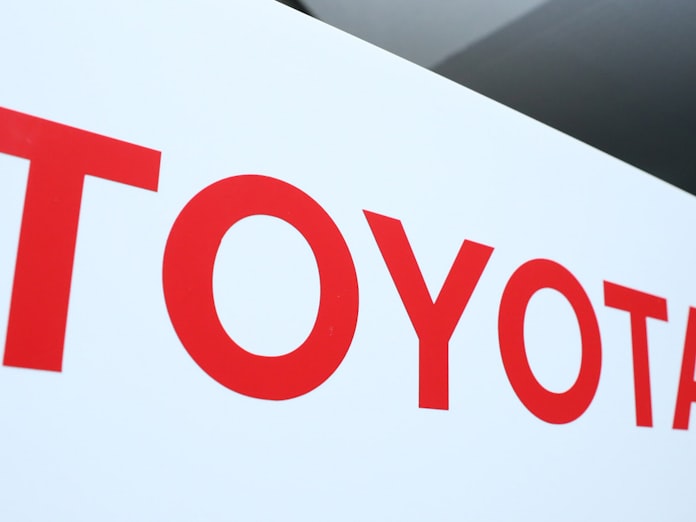 トヨタ、次世代車みすえ組織改革 2300人から要職登用: 日本経済新聞