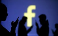 オーストラリア人の68%が月に一度はフェイスブックを利用している=ロイター