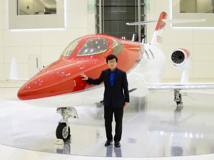 飛行機なんて ホンダジェット 役員たちの罵倒 日本経済新聞 飛行機なんて ホンダジェット 役員たちの罵倒 日本経済新聞